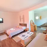 Mozaika Bed & Breakfast